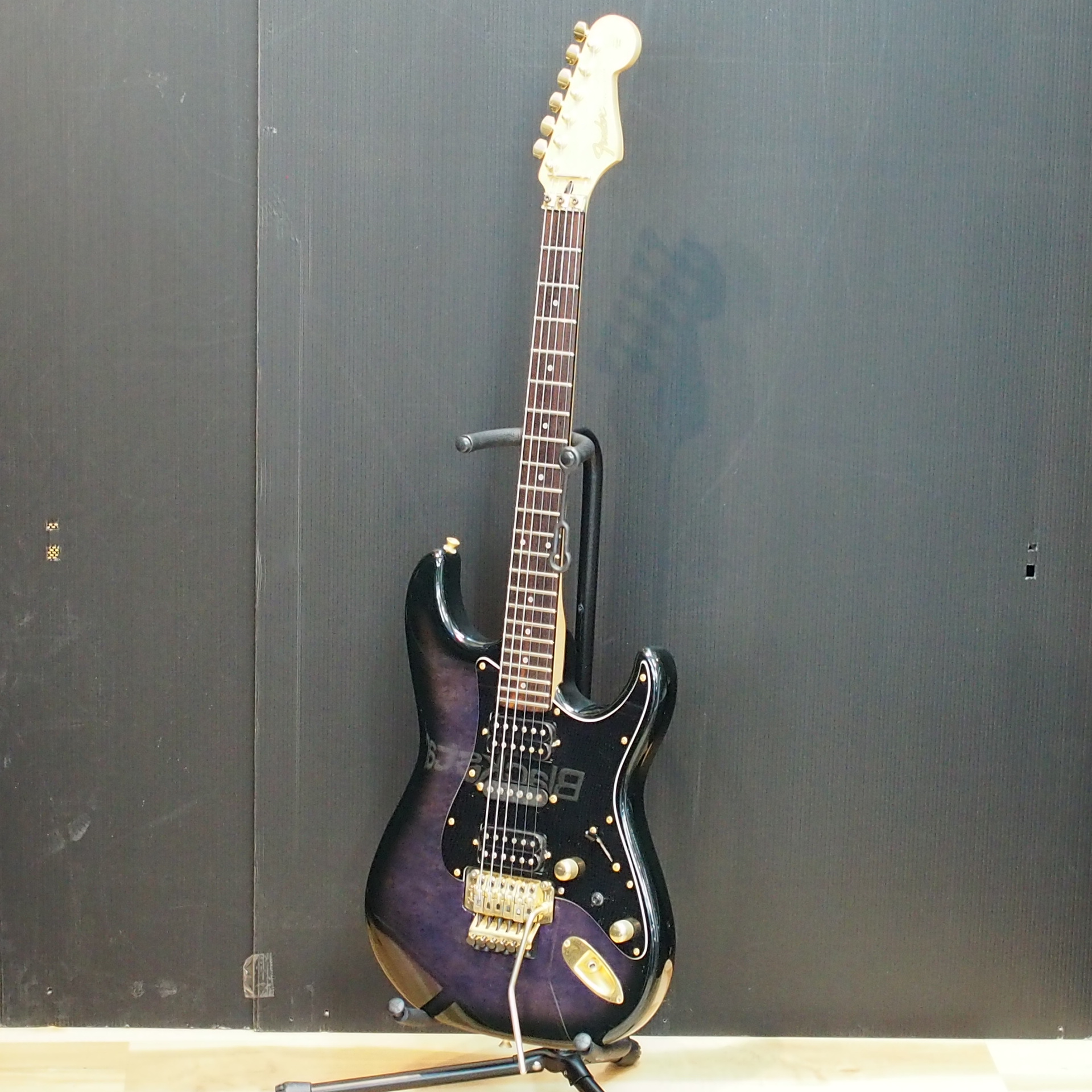 買取情報】ハードロックテイスト、テクニカルな趣き『Fender Japan STR 