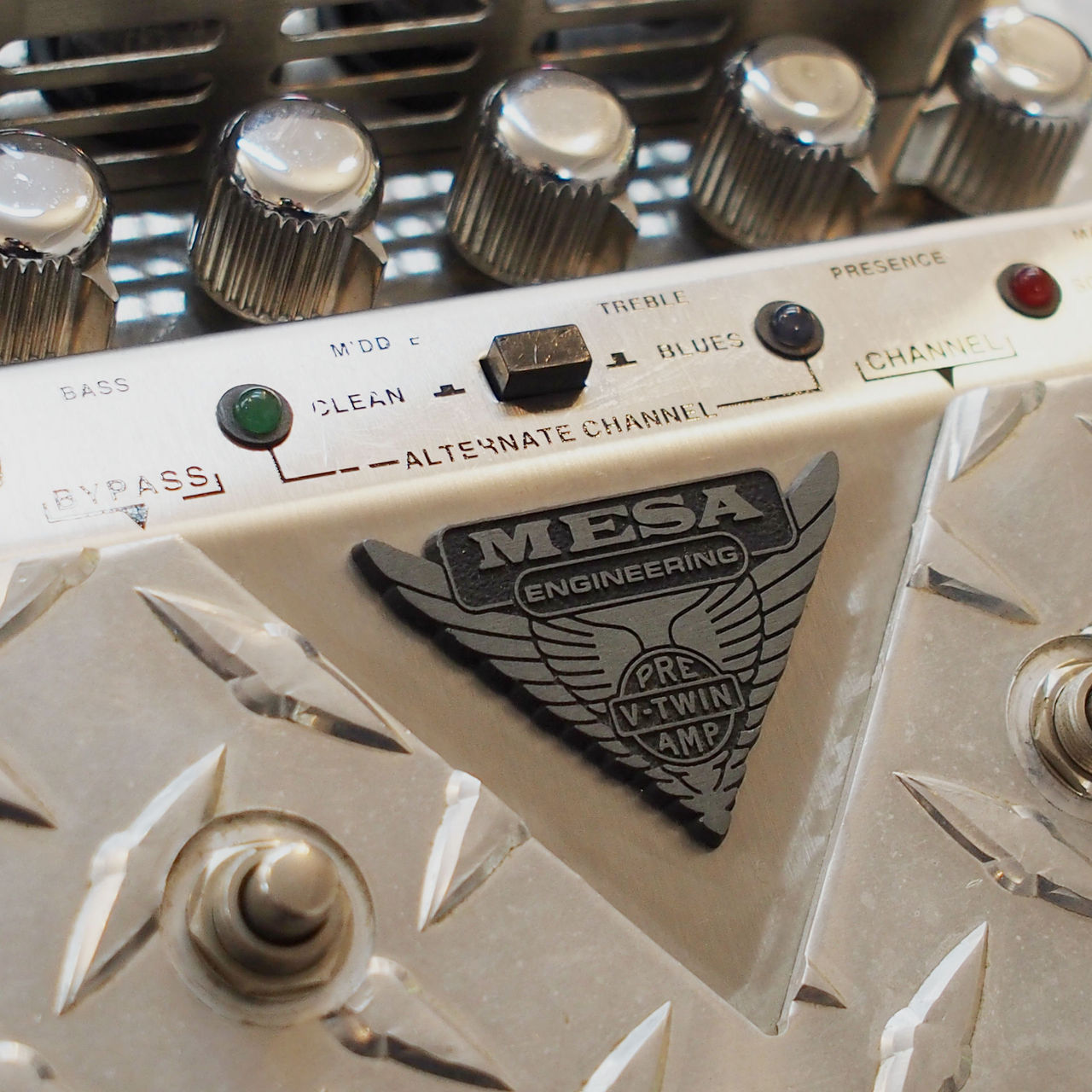 買取情報】メサ/ブギーのツインバルブ・プリアンプ！『Mesa/Boogie V-TWIN PEDAL』楽器奏庫｜初心者歓迎♪ギター好きのヒミツ基地