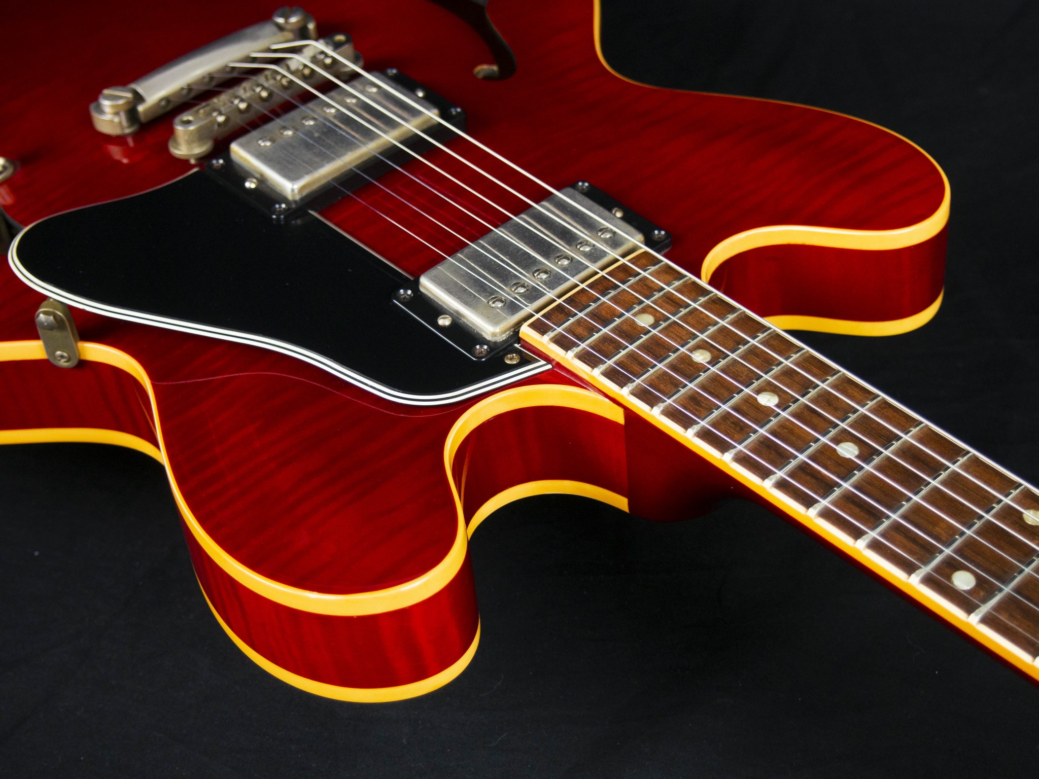 Donner セミアコ ES-335 31tNaKyfERL.jpg_BO30,255,255,