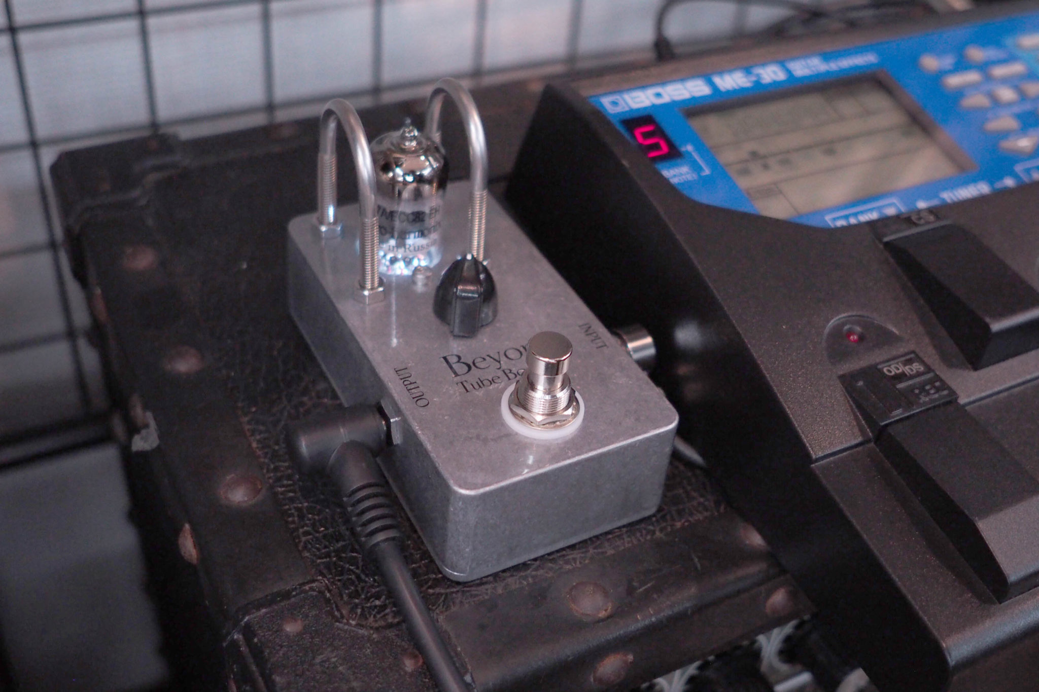 真空管を搭載したバッファ＆ブースター「Beyond Tube Buffer+