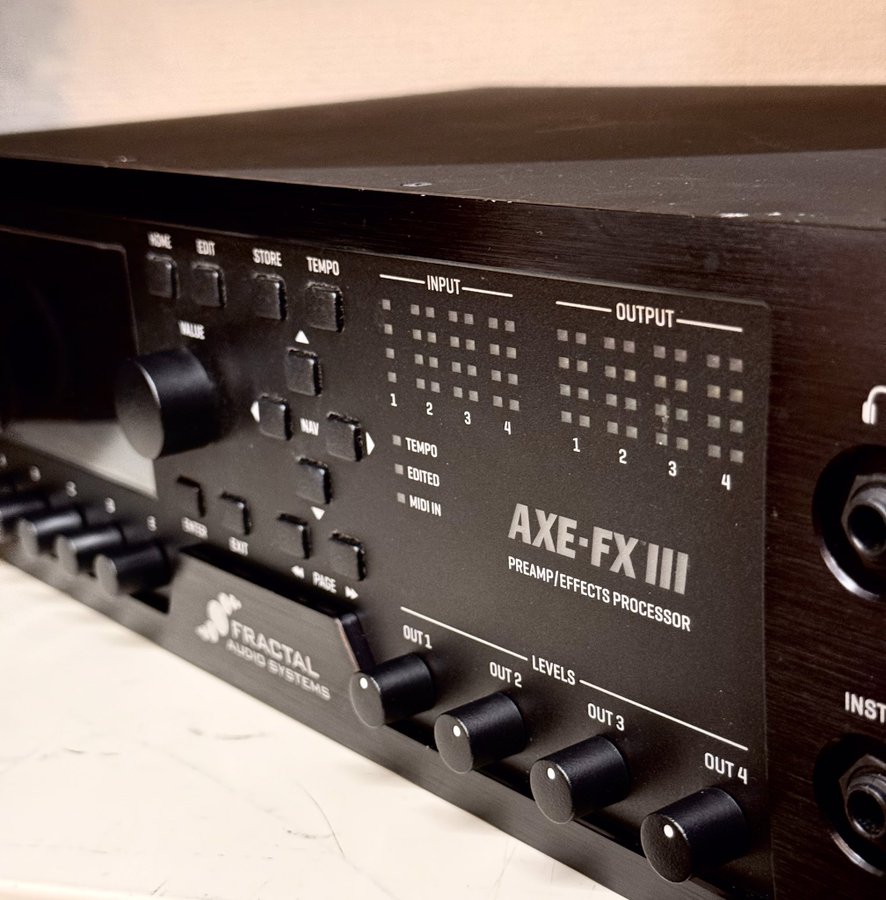 Fractal Audio Systems AXE-FX III ジャンク品 立川店】Fractal Audio Systems AXE-FX III（中古）楽器奏庫