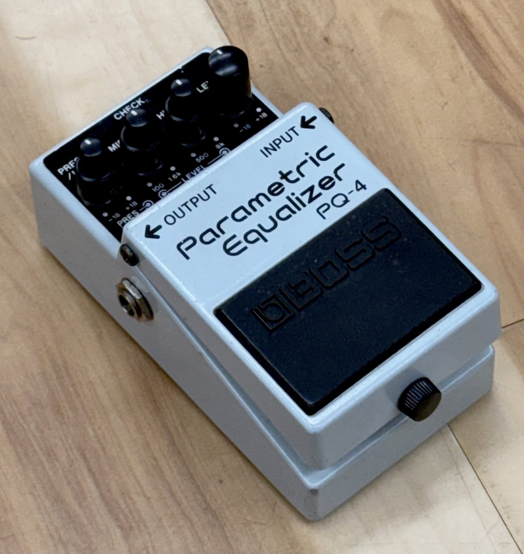 立川店】BOSS PQ-4 Parametric Equalizer（中古）楽器奏庫｜初心者歓迎