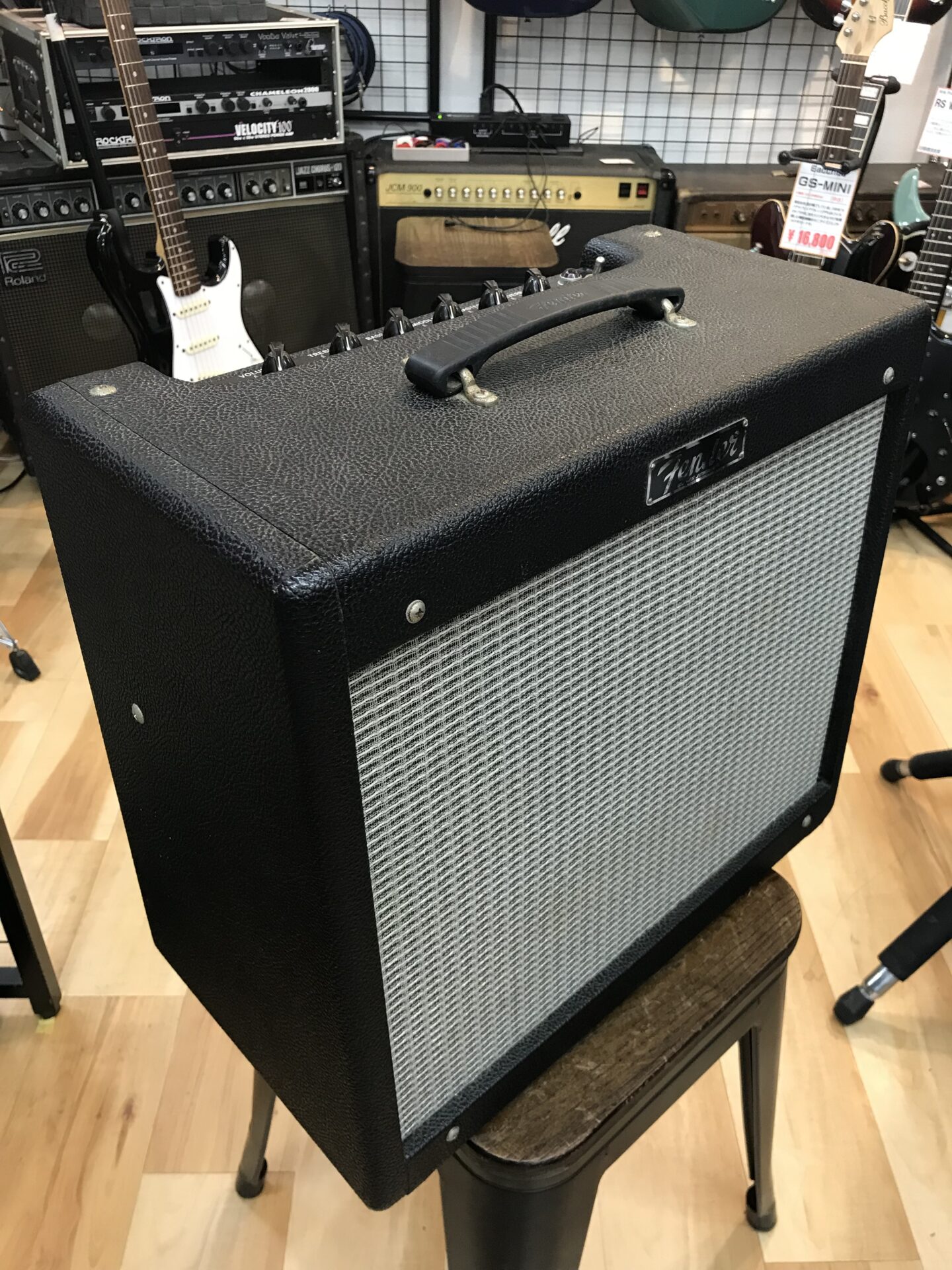 Fender Blues Junior III 真空管アンプ 立川店】Fender Blues Junior III をお買取！自宅でギリギリ鳴らせる