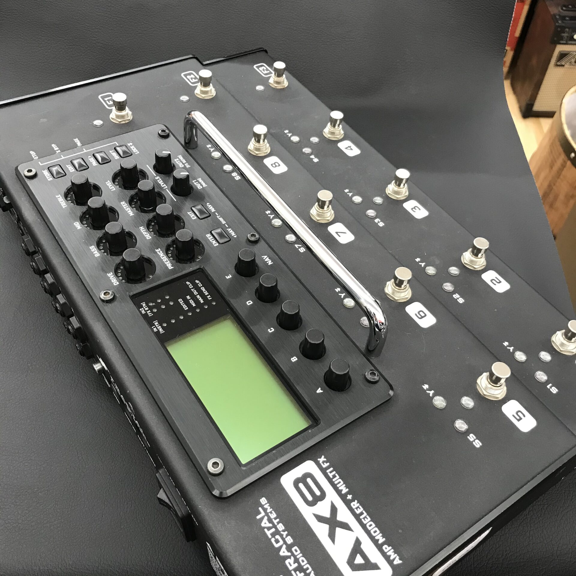 楽器奏庫 | 【立川店】Fractal Audio Systems / AX8を買取させて